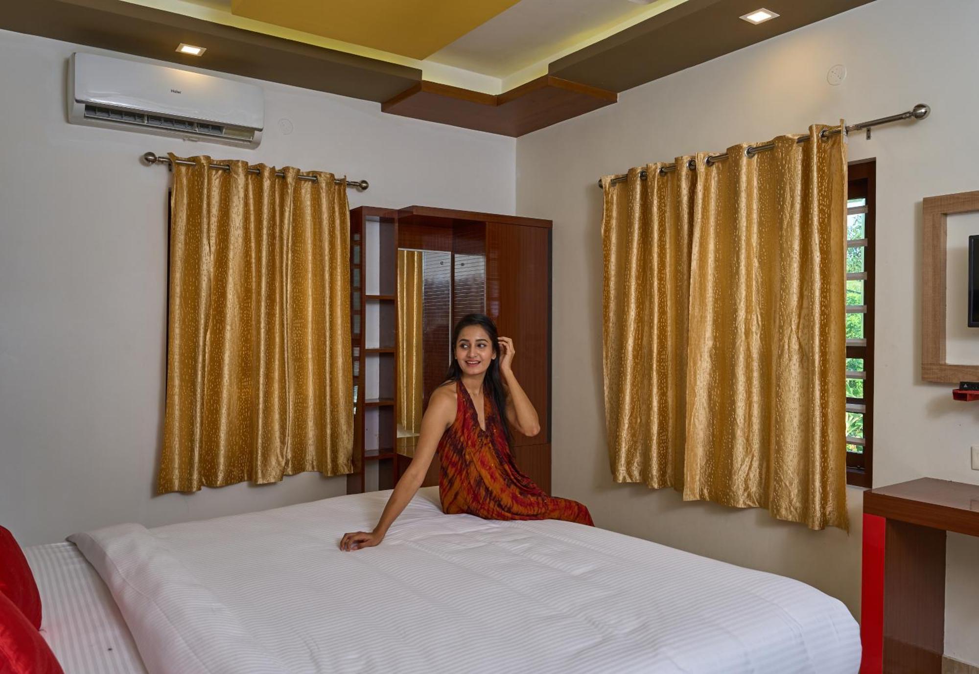 Venice Rosedale Alappuzha Екстериор снимка